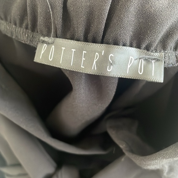 2 skirts-Collectif skirt size L UK 14 and Potter’s Pot paper bag skirt size L - Picture 6 of 7